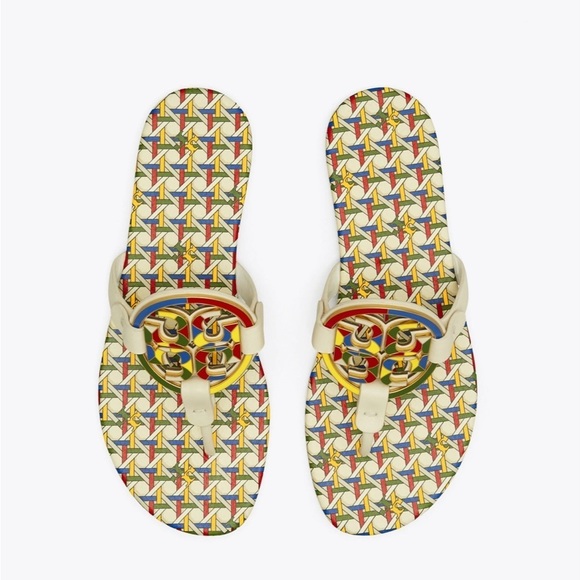 Tory Burch tory ENAMEL MILLER SOFT SANDAL in Basket Weave Combo - Picture 2 of 9